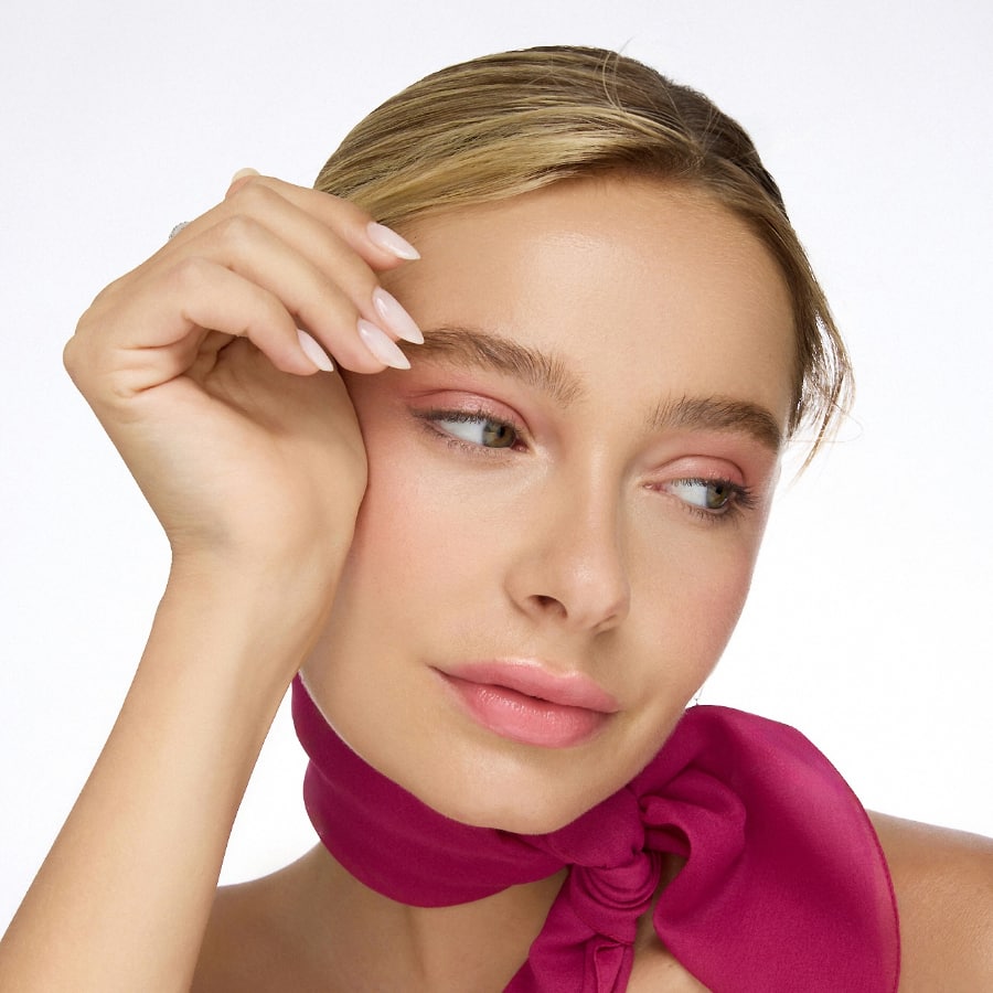 le-rouge-fran-ais-250-davia-baume-l-vres-teint-rose-pastel-givr image 4