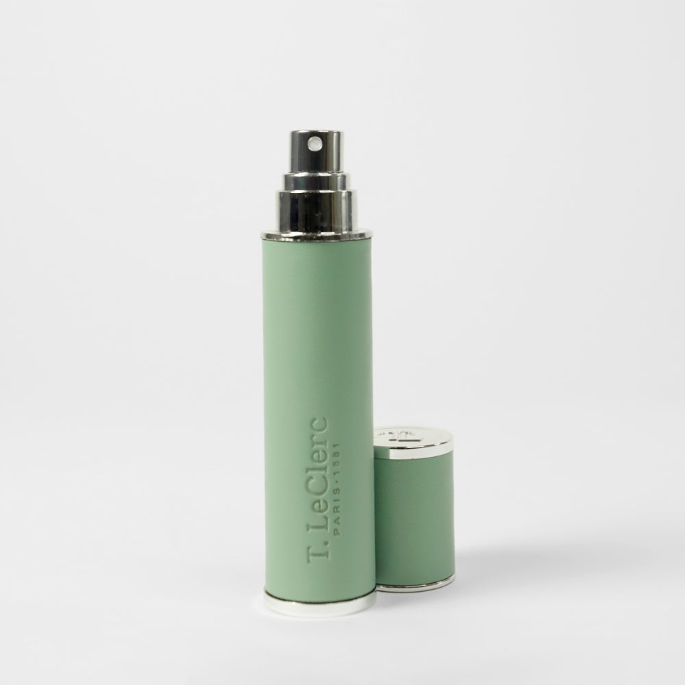 t-leclerc-le-poudr-n-roli-eau-de-parfum-10-ml-vaporisateur-de-sac-rechargeable image 2