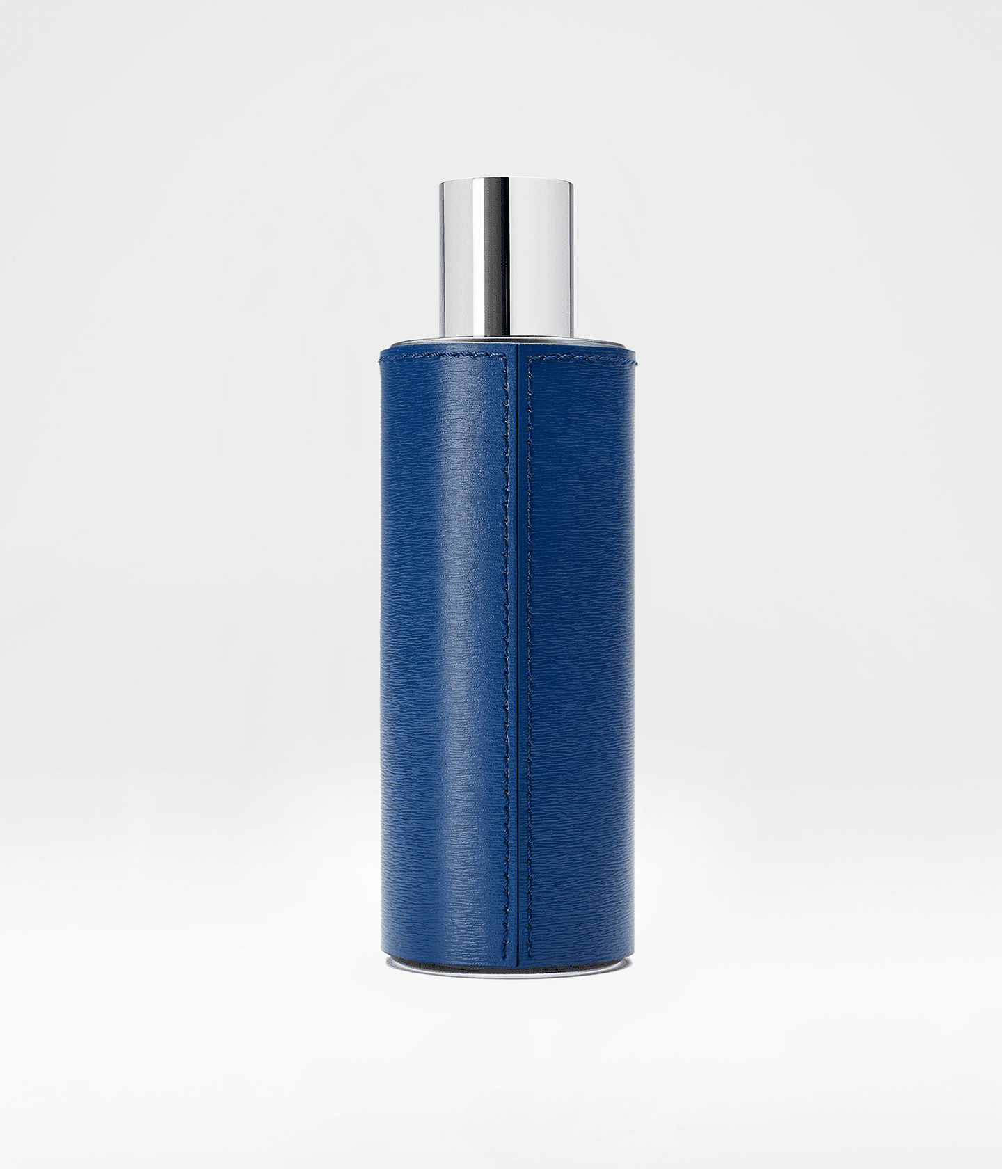 la-bouche-rouge-paris-bleu-extrait-de-parfum-100-ml-frais-iod-rechargeable-cuir- image 4