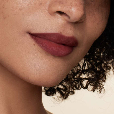 le-rouge-fran-ais-031-nude-wantura-rouge-l-vres-nude-aux-reflets-caramel image 5