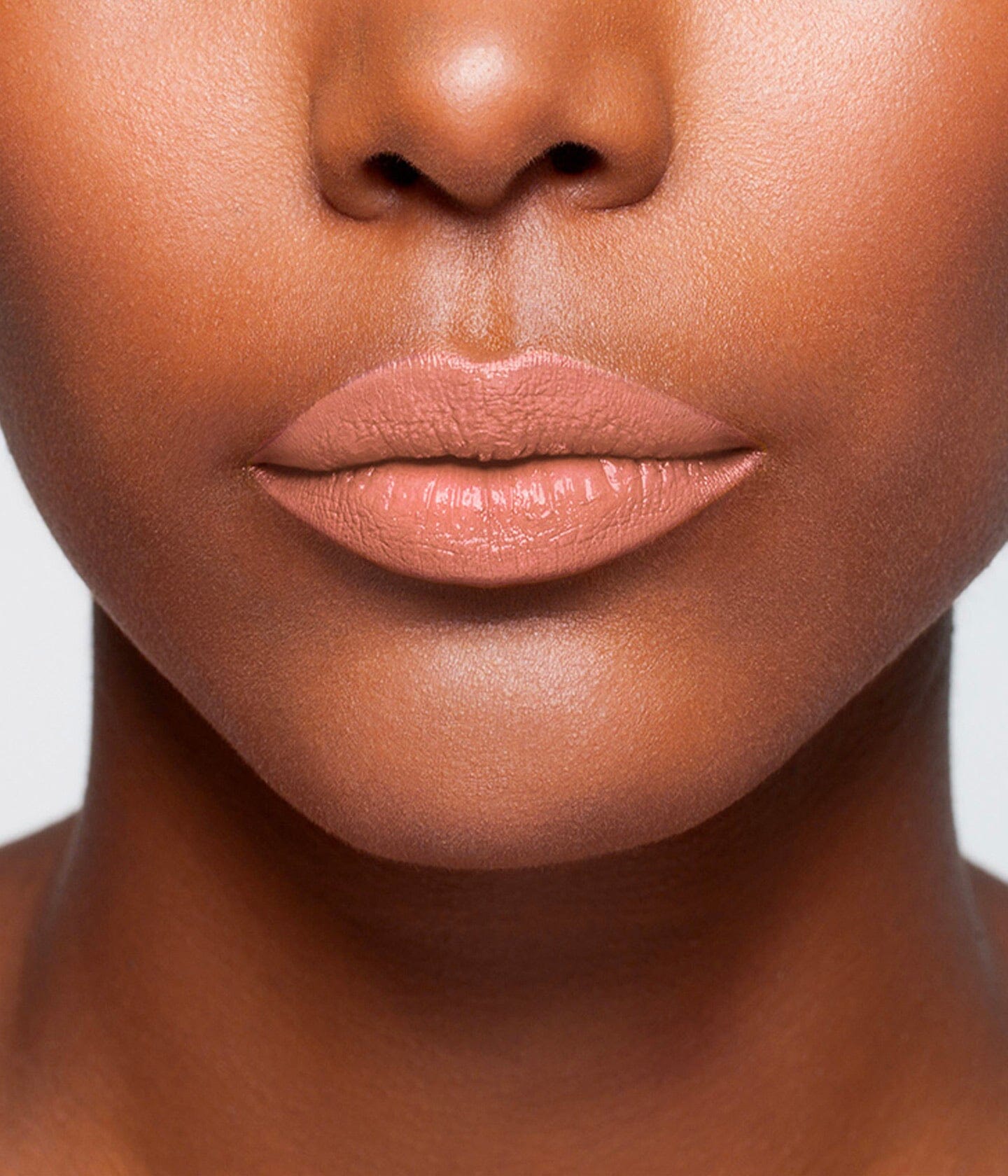 la-bouche-rouge-paris-le-nude-elsa-rouge-l-vres-satin-nude-ros-froid-rechargeabl image 6