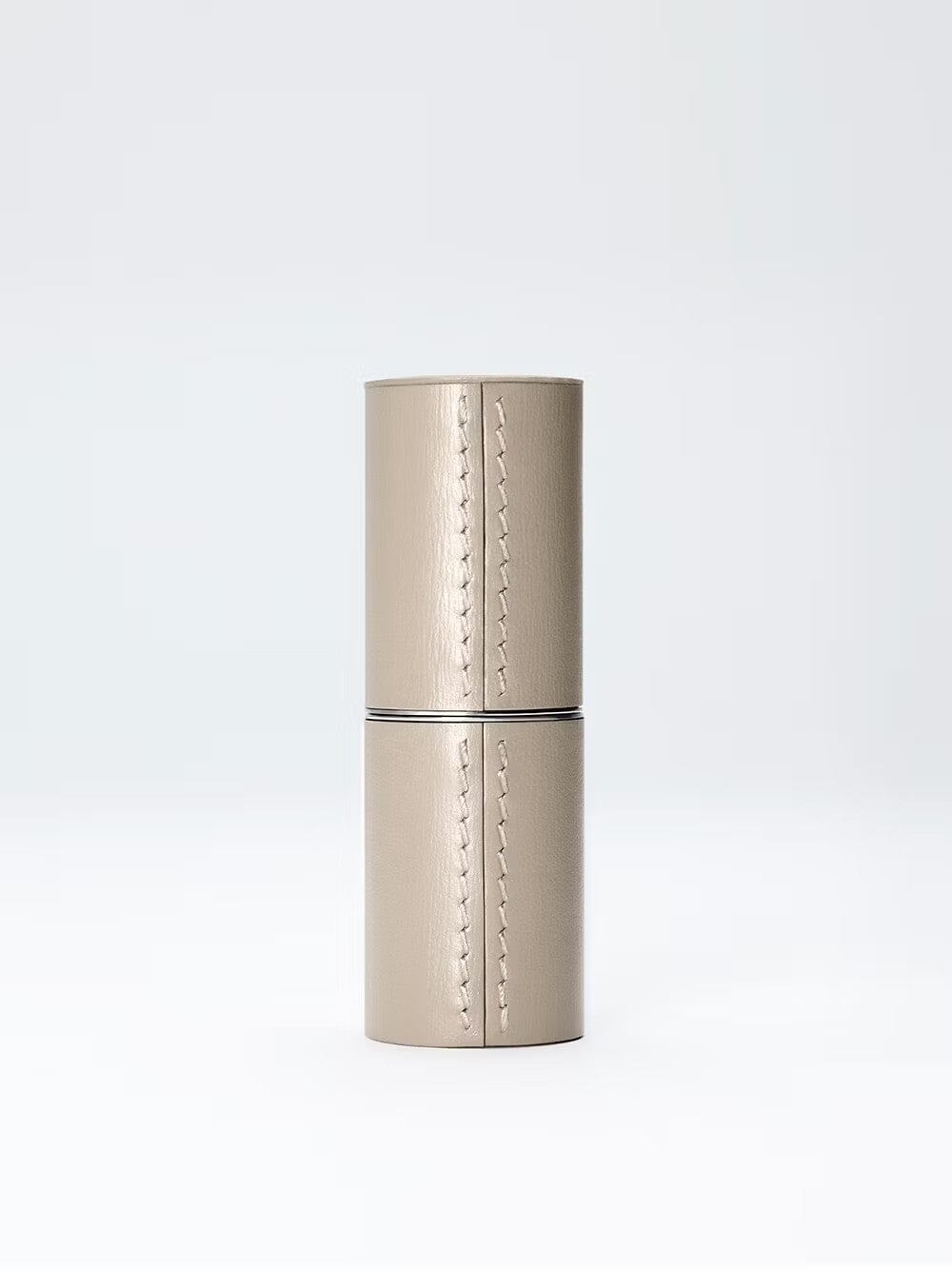 la-bouche-rouge-paris-l-crin-en-cuir-rechargeable-tui-rouge-l-vres-fa-onn-main-e image 3